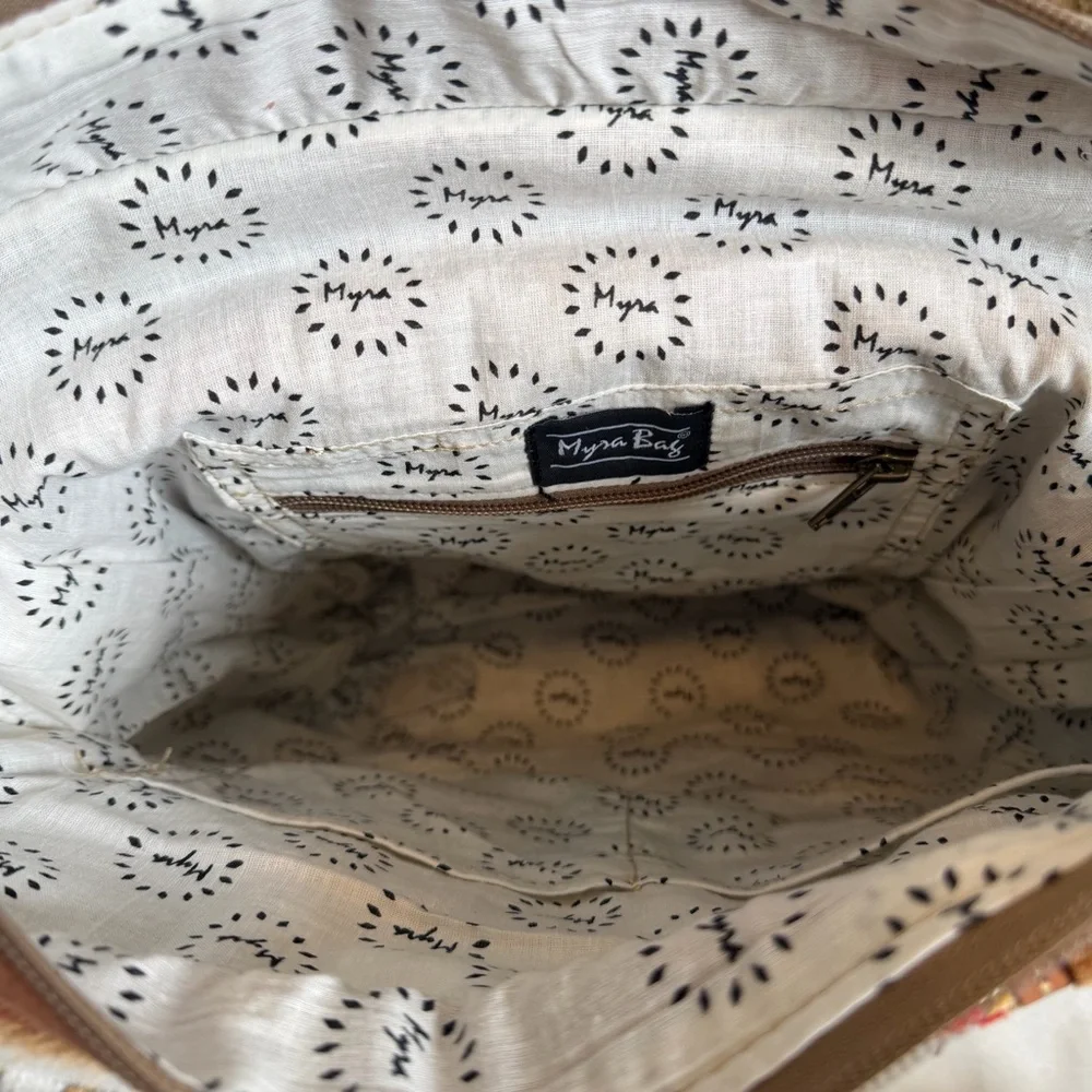 Myra Bag jam upcycled